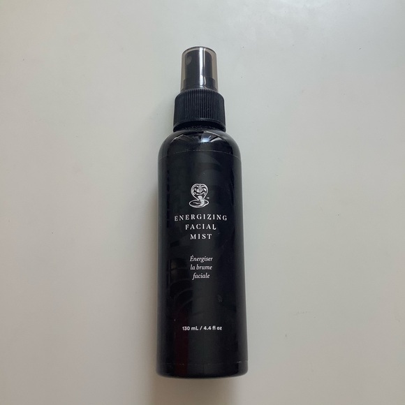 PLEY x Cobra Kai Energizing Facial Mist - Picture 2 of 3
